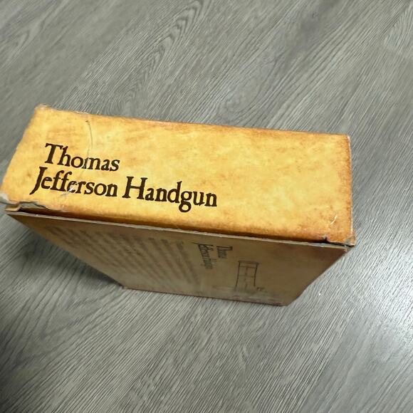 Vintage Avon Thomas Jefferson Handgun Everest Cologne Decanter - Picture 4 of 14